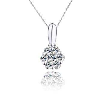 璀璨星光，点亮优雅——诺曼诺兰18K白金钻石项坠品鉴