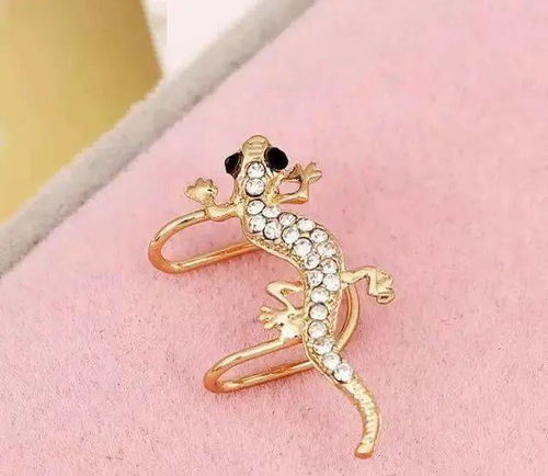 揭秘珠宝首饰中动物图案的寓意与艾灸器文化的融合